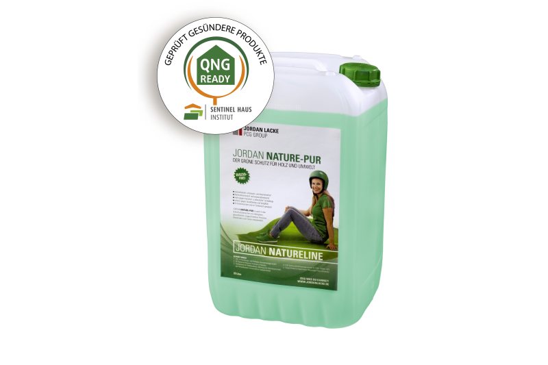 Die biozid- und lösungsmittelfreie Holzschutzlasur ist QNG-ready-zertifiziert (Bild: Plantag).
