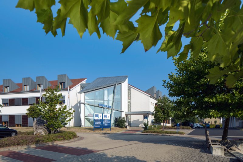Der Campus erstreckt sich über eine Fläche von 45.000 m² (Bild: Holzfachschule Bad Wildungen).