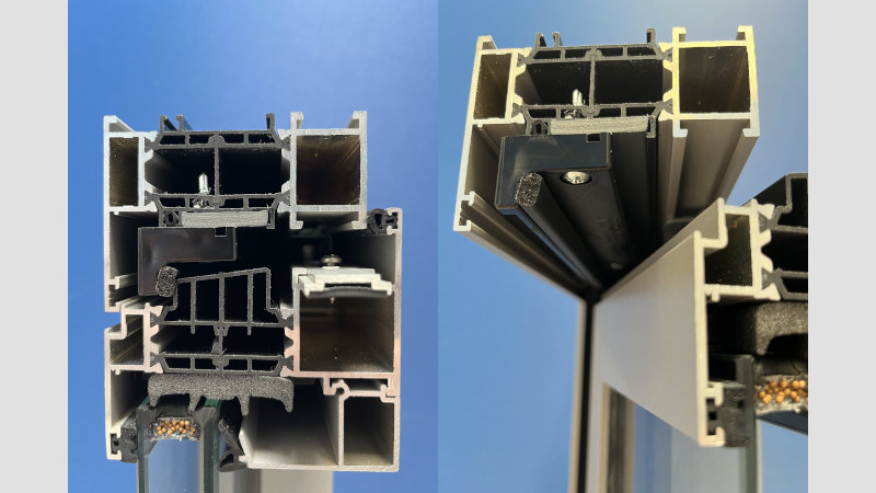 Im Schnitt ist die Platzierung des Lüfters im Profil zu erkennen (li.), bei geöffnetem Fenster sieht man, wie gut der Lüfter an das Profil des Aluminiumfensters angepasst wurde (Bilder: Regel-air).