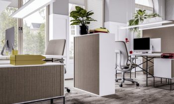 Keine Kompromisse bei Optik und Haptik: Die Rolladensysteme aus Rezyklat machen eine gute Figur (Bild: Rehau).