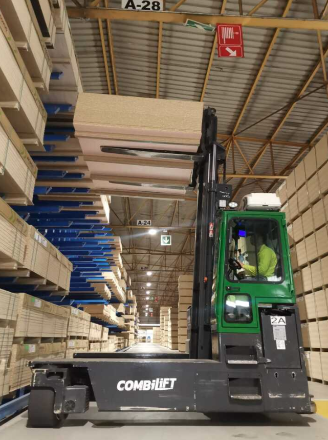 Beispiel für eine Optimierung der Lagerfläche (Bild: Combilift).