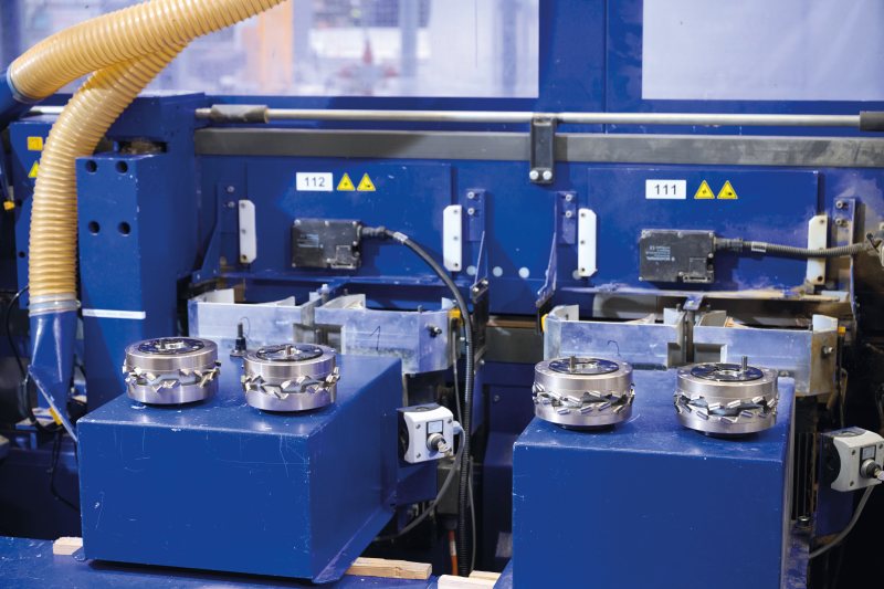 Links im Bild »Diarex«-Fräser und rechts »p-System«-Fräser, beide mit innovativer Verstelltechnik (Bild: Leuco).
