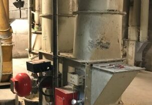 Das Explosionsunterdrückungsmodul erkennt zusammen mit rechteckigem Sensormodul, einen Druckanstieg unmittelbar und stoppt die Explosion (Bild: Bormann & Neupert by BS&B).