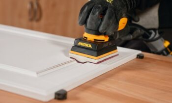 Mit der Profil-Schaumstoffsoftauflage arbeiten Betriebe noch effizienter und schneller (Bild: Mirka).