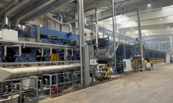 OSB-Anlage nach der Modernisierung (Bild: Siempelkamp).