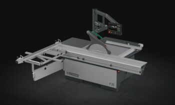 Die Formatkreissäge ist in unterschiedlichen Varianten verfügbar (Bild: Altendorf).