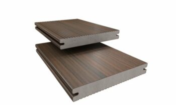 Die coextrudierten Dielen sind formstabil, schnell und effizient montiert sowie vollständig rezyklierbar (Bild: Deceuninck).