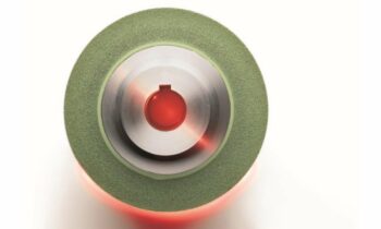 Moosgummiwalzen tragen zu hochwertigen Oberflächen und zuverlässigen Prozessen bei (Bild: Nowack).