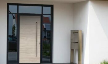 Die Oberflächen wirken wie aus einem Stück Holz gefertigt (Bild: Continental).