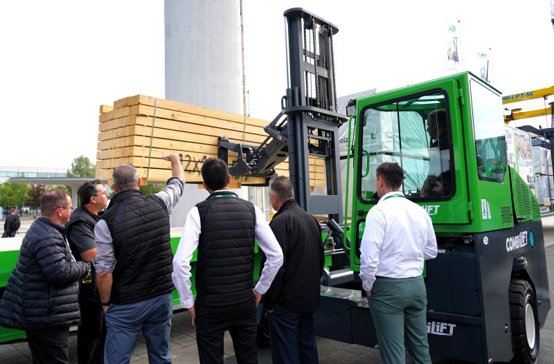 »Combi LoadXtender« auf der Ligna 2025 (Bild: Combilift).