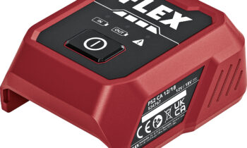 Der neue Adapter macht aus 12- oder 18-V-Akkus eine kompakte Powerbank für unterwegs (Bild: Flex).